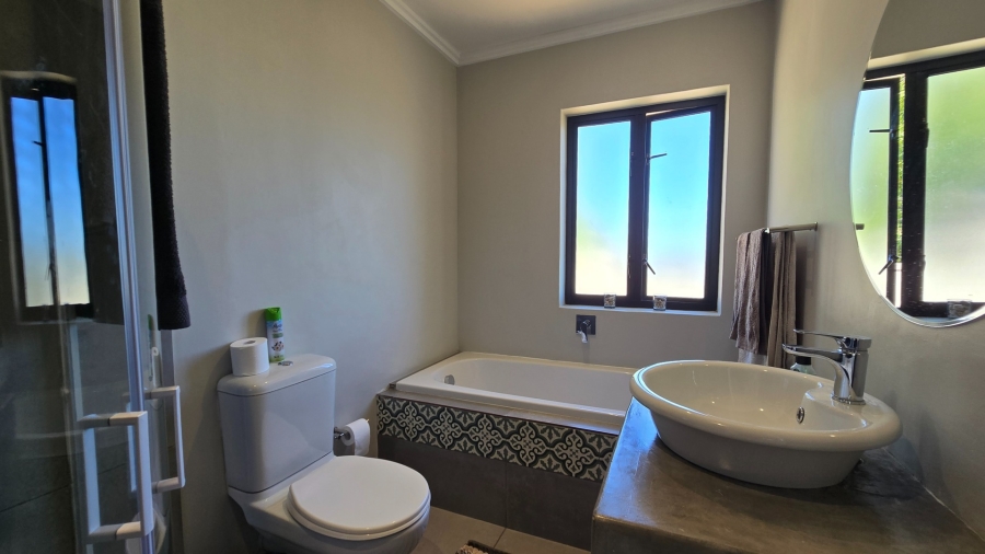 3 Bedroom Property for Sale in La Roche Western Cape